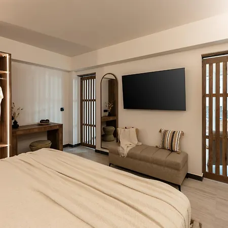 Serenity Suites, Premium Key Collection Apartamento *